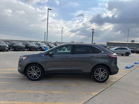 Used 2023 Ford Edge Titanium AWD/4WD image 4
