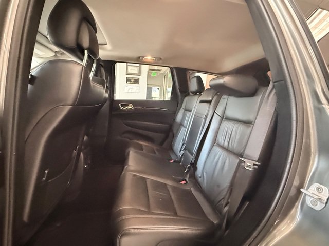 Used 2012 Jeep Grand Cherokee Laredo AWD/4WD image 5