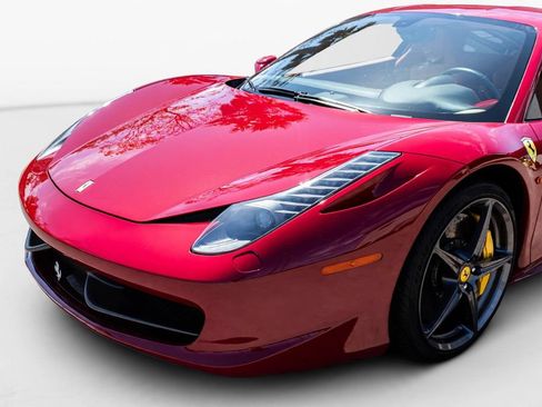 Used 2013 Ferrari 458 Italia Coupe RWD image 30