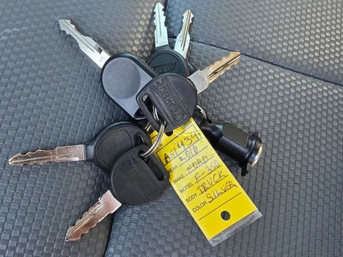 Used 2016 Ford F350 XL image 46