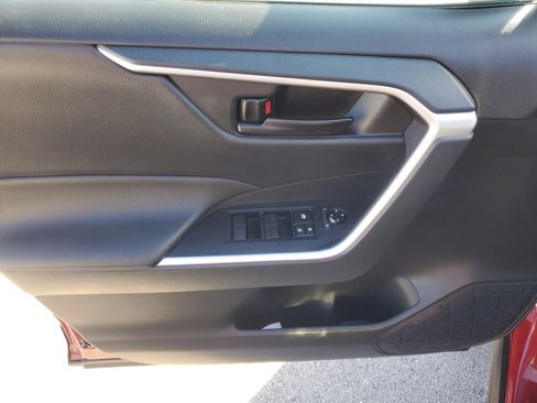 Certified 2024 Toyota RAV4 LE image 18