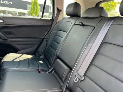 Used 2019 Volkswagen Tiguan SEL Premium AWD/4WD image 35