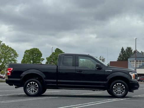 Used 2018 Ford F150 XLT w/ Equipment Group 302A Luxury AWD/4WD image 6