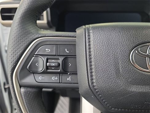 Certified 2025 Toyota 4Runner Limited image 14