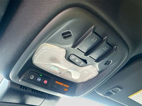 Used 2024 GMC Canyon AT4 w/ AT4 Premium Package image 20