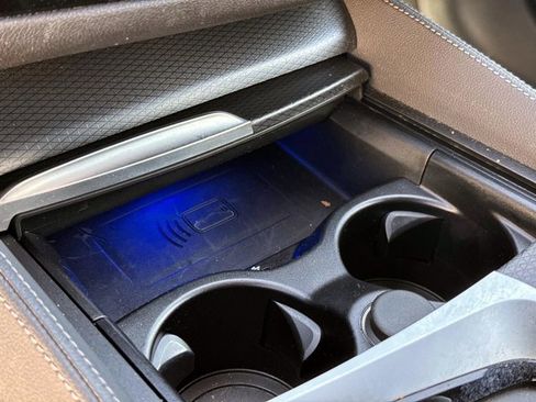 Used 2023 BMW 540i w/ M Sport Package image 20