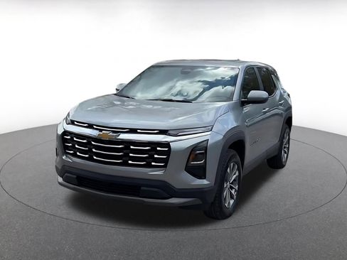 Used 2025 Chevrolet Equinox LT image 7