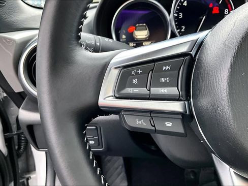 Used 2025 MAZDA MX-5 Miata Grand Touring w/ Weather Package image 17