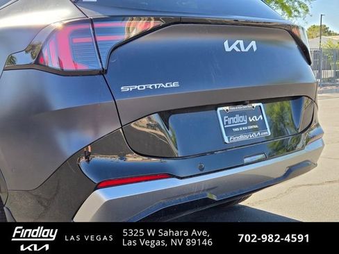 New 2026 Kia Sportage SX FWD image 7