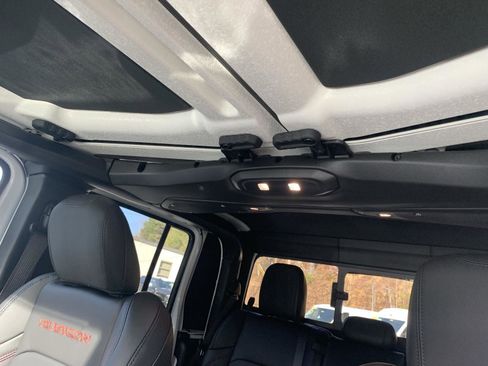 New 2026 Jeep Gladiator Rubicon image 9