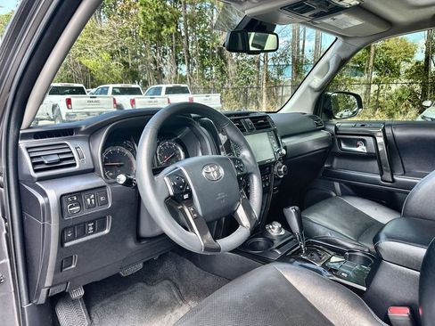 Used 2020 Toyota 4Runner Nightshade image 10