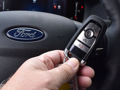 New 2026 Ford Transit 250 148 Medium Roof Extended AWD w/ Exterior Upgrade Package image 13