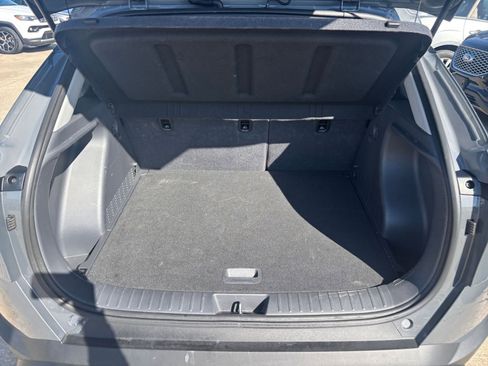 Used 2025 Hyundai Kona SEL image 32