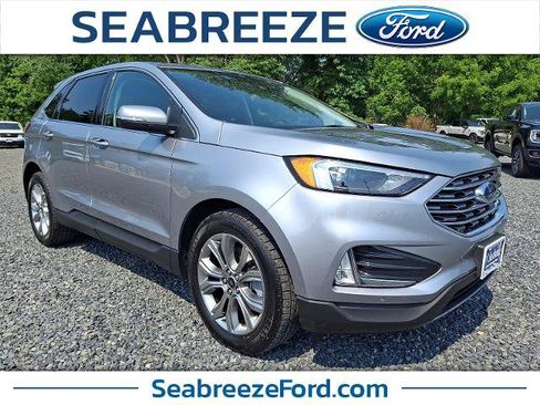Certified 2024 Ford Edge Titanium AWD/4WD image 1
