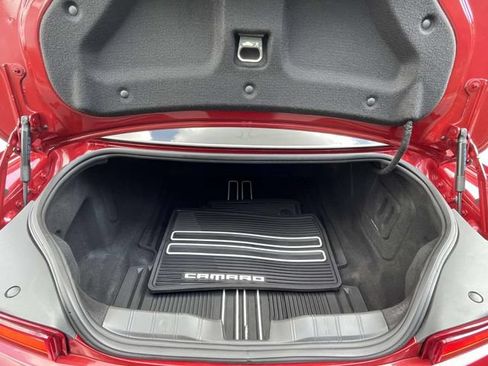 Used 2018 Chevrolet Camaro LT RWD image 35