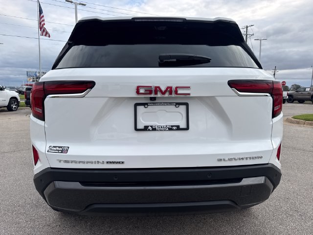 Used 2026 GMC Terrain Elevation w/ Technology Package II AWD/4WD image 5