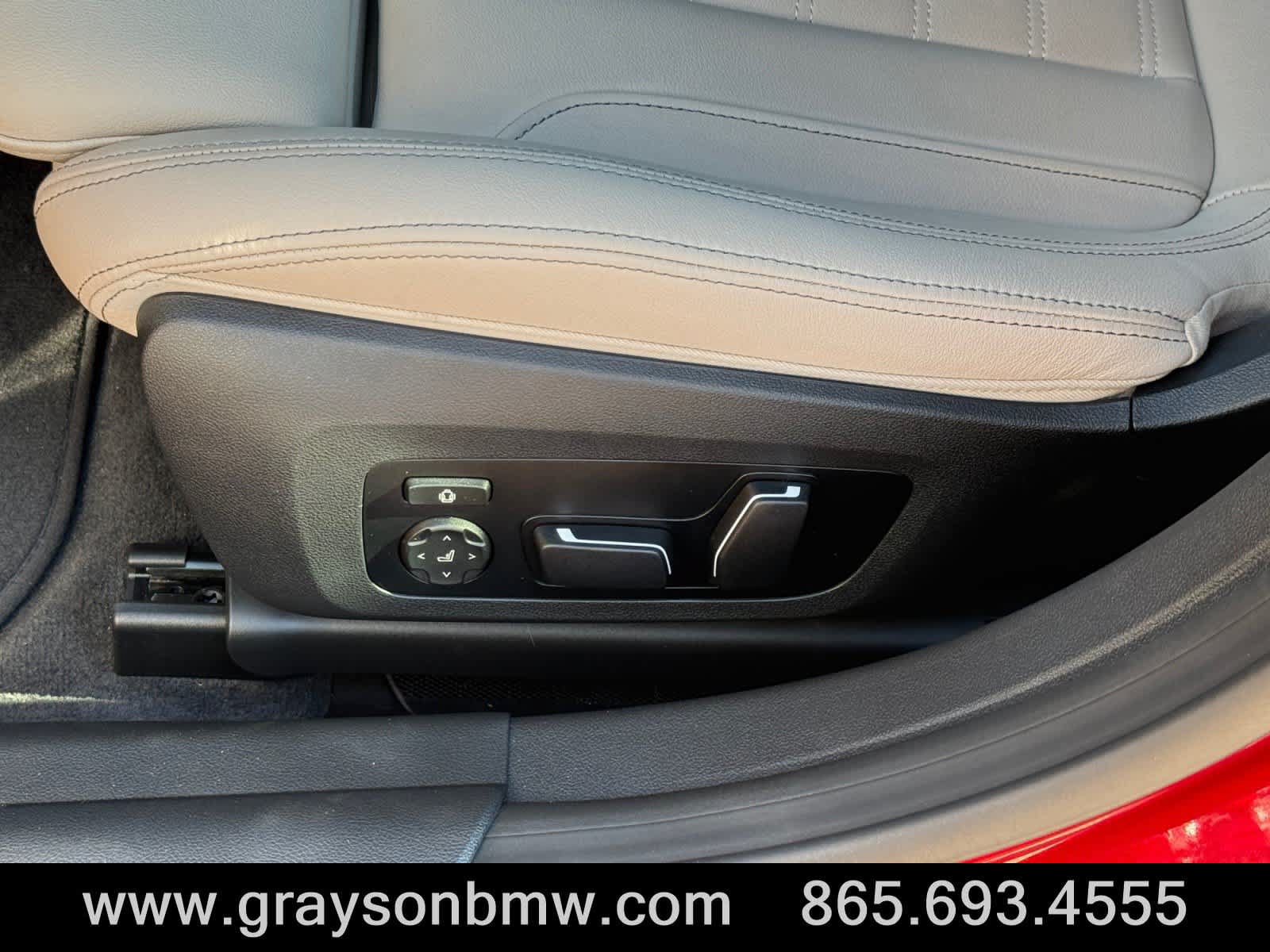 Used 2026 BMW M440i RWD image 13
