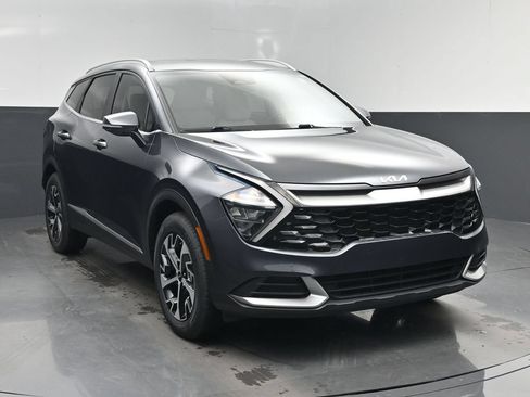 Used 2023 Kia Sportage EX AWD/4WD image 8