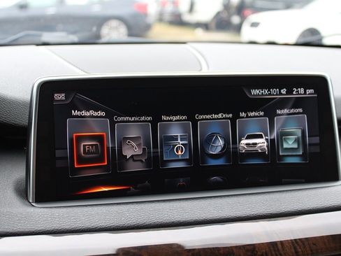 Used 2017 BMW X5 xDrive35d image 24