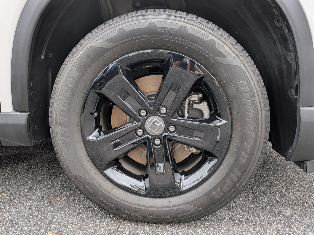 Used 2025 Honda Pilot EX-L image 10