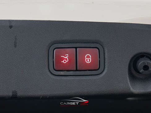 Used 2017 Mercedes-Benz CLS 550 w/ Premium 2 Package image 49