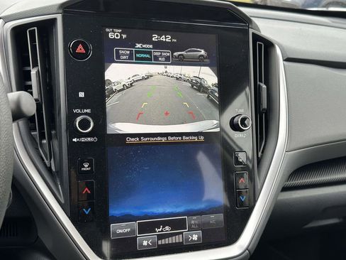 Used 2025 Subaru Crosstrek 2.0i Premium image 23