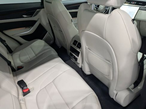 New 2026 Jaguar F-PACE R-Dynamic S image 21