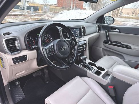 Used 2018 Kia Sportage EX image 10