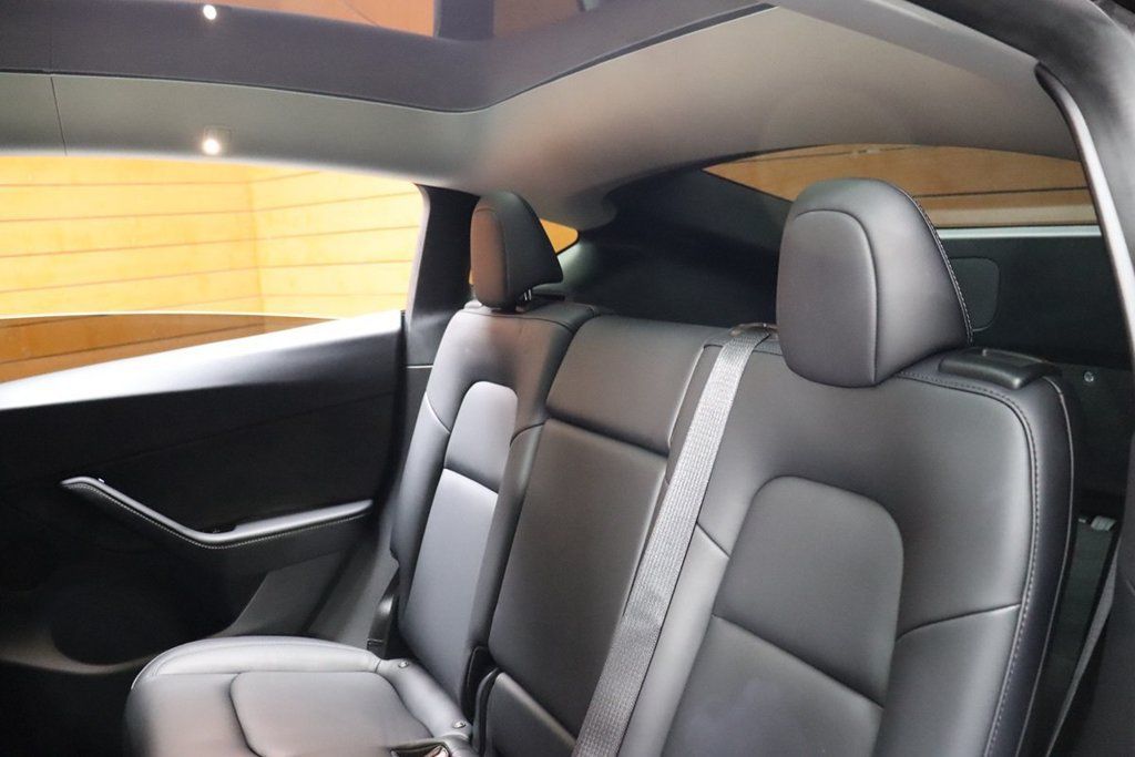 Used 2020 Tesla Model Y Long Range AWD/4WD image 41