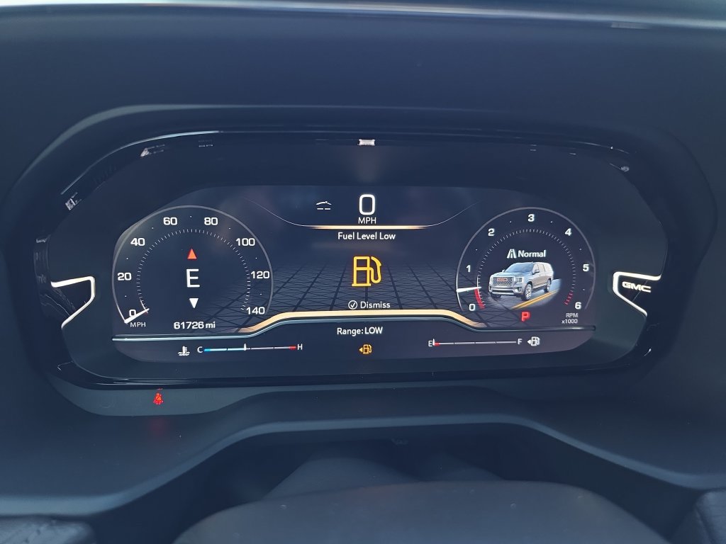 Used 2023 GMC Yukon Denali RWD image 18