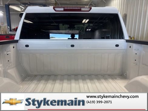 New 2026 Chevrolet Silverado 1500 Custom w/ Turbomax Blackout Package AWD/4WD image 31