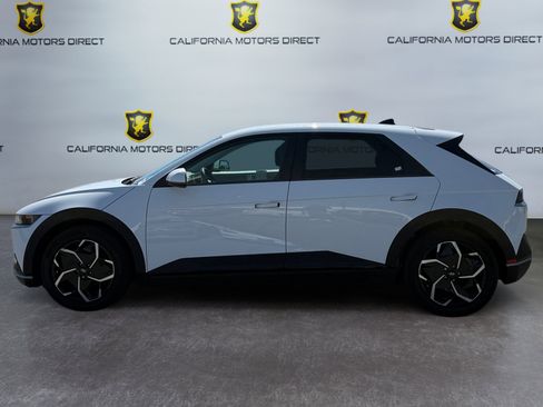 Used 2024 Hyundai Ioniq 5 SE RWD image 2