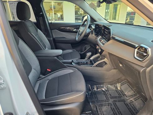 Certified 2025 Chevrolet TrailBlazer LT image 6