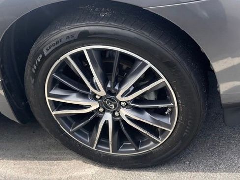 Used 2019 INFINITI QX60 Luxe w/ Sensory Package AWD/4WD image 4