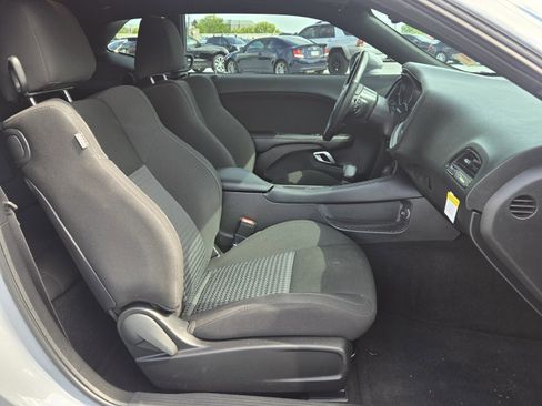 Used 2021 Dodge Challenger R/T Scat Pack w/ T/A Package RWD image 17