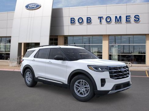 New 2025 Ford Explorer Active image 9