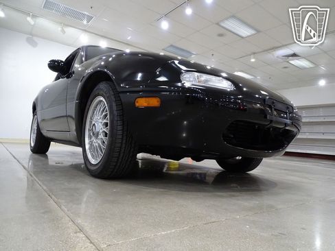 Used 1992 MAZDA MX-5 Miata image 23