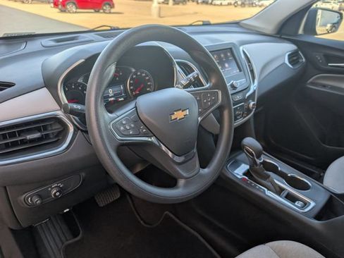 Used 2024 Chevrolet Equinox LS w/ LS Convenience Package FWD image 9