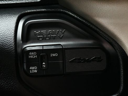 Used 2019 RAM 3500 Laramie w/ Black Appearance Package image 35