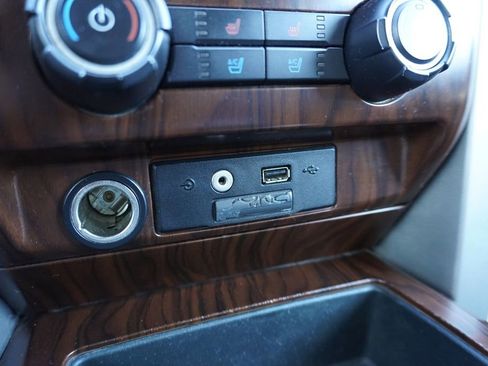 Used 2012 Ford F150 Lariat w/ Lariat Chrome Pkg AWD/4WD image 22