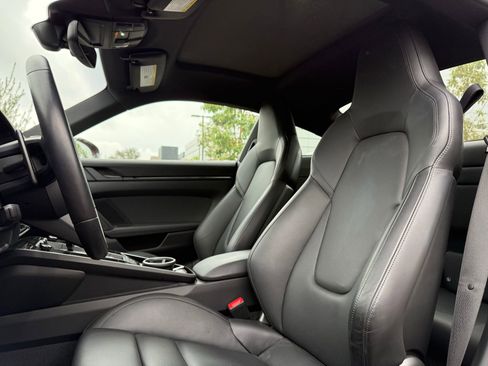 Certified 2023 Porsche 911 Carrera T w/ Sportdesign Package image 5