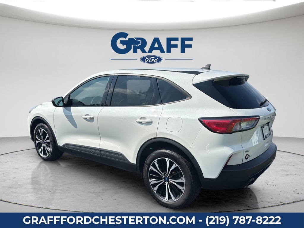 Used 2021 Ford Escape SE w/ SE Sport Appearance Package AWD/4WD image 11