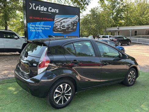 Used 2016 Toyota Prius C Two FWD image 6