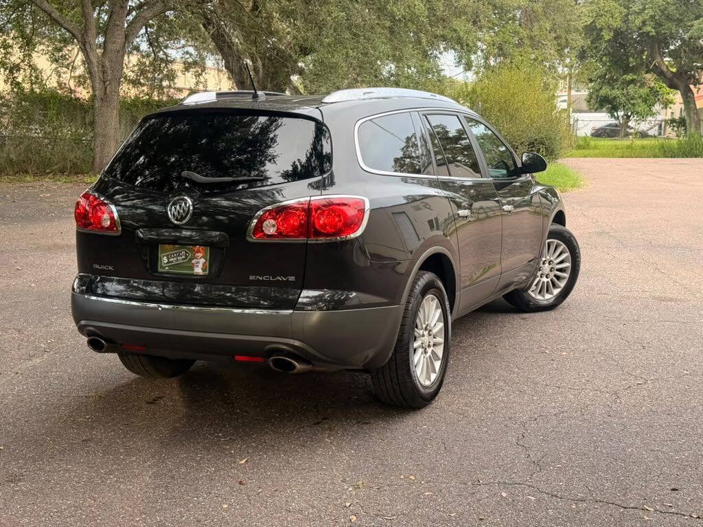 Used 2011 Buick Enclave CX FWD image 5
