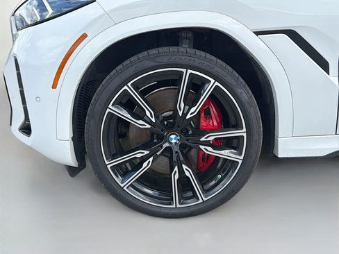 Used 2025 BMW X6 M60i image 41