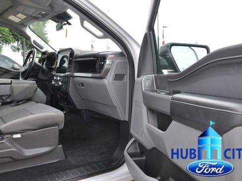 Used 2025 Ford F150 XLT w/ Equipment Group 301A Standard AWD/4WD image 17
