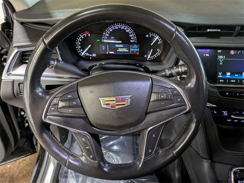 Used 2019 Cadillac XT5 Luxury image 18