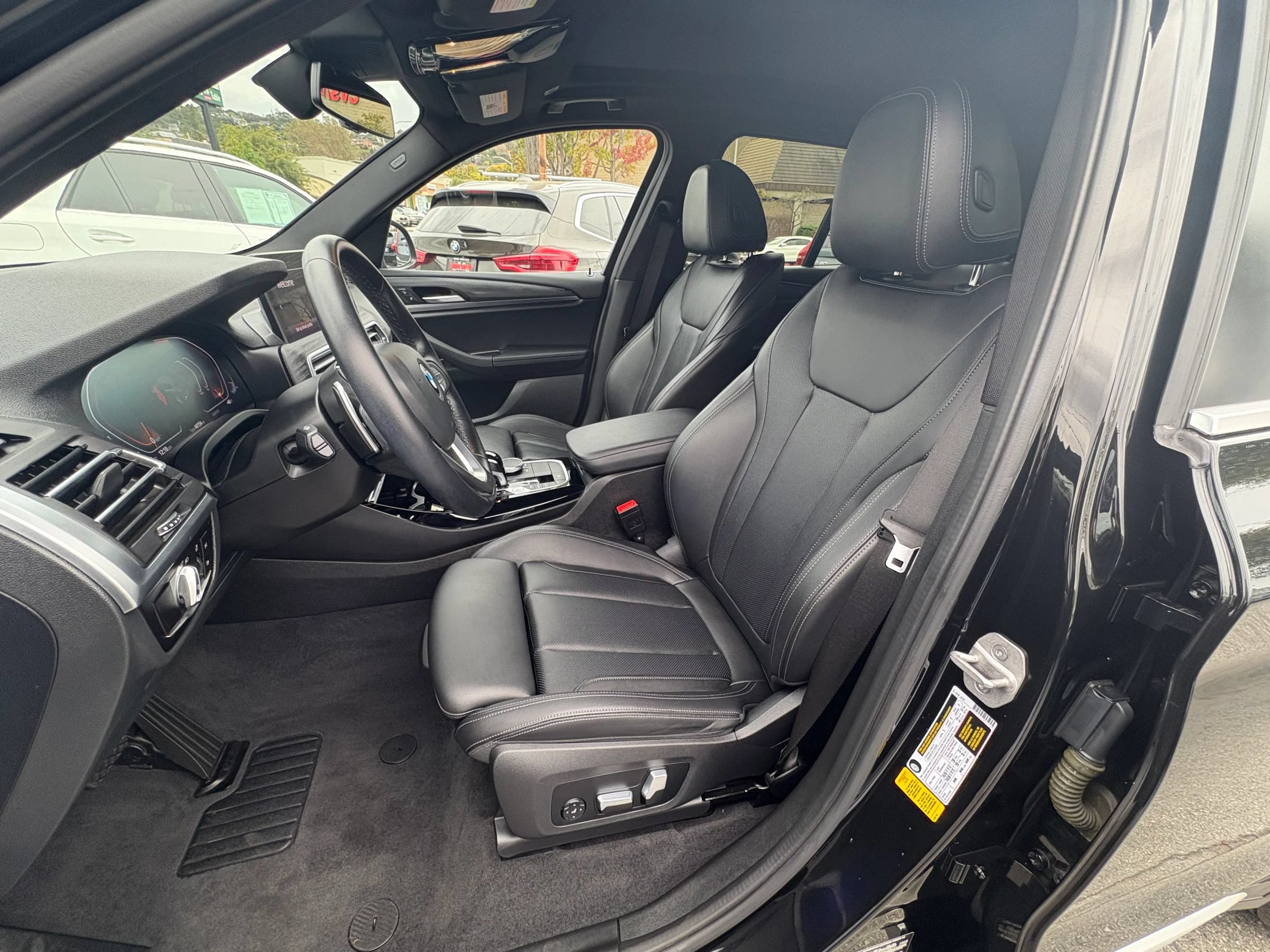 Used 2022 BMW X3 sDrive30i w/ Convenience Package w/ZPA RWD image 10