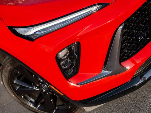 New 2025 Buick Envision Sport Touring image 3