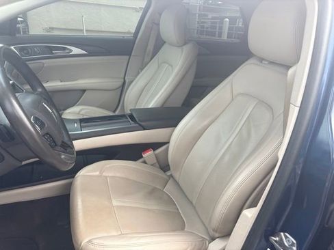 Used 2018 Lincoln MKZ Reserve FWD image 5